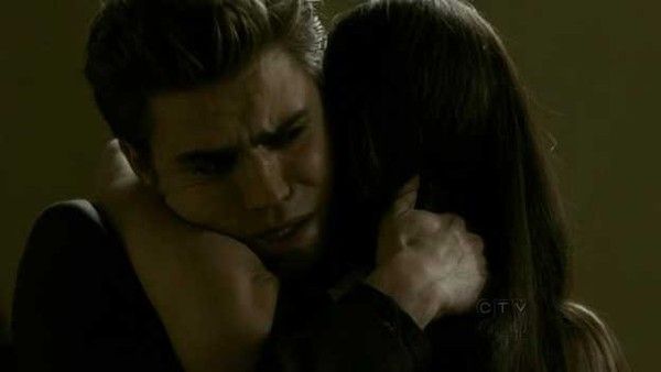 Stefan Salvatore et Elena Gilbert